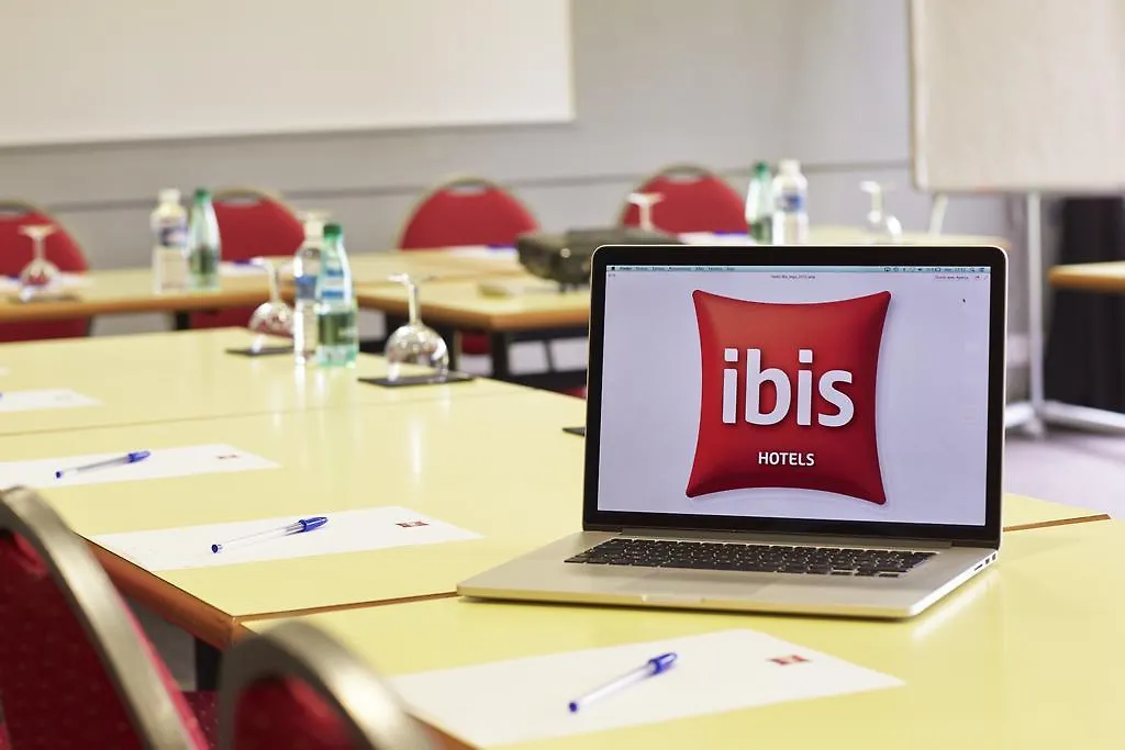 Ibis Auray Hotel 3*,  França