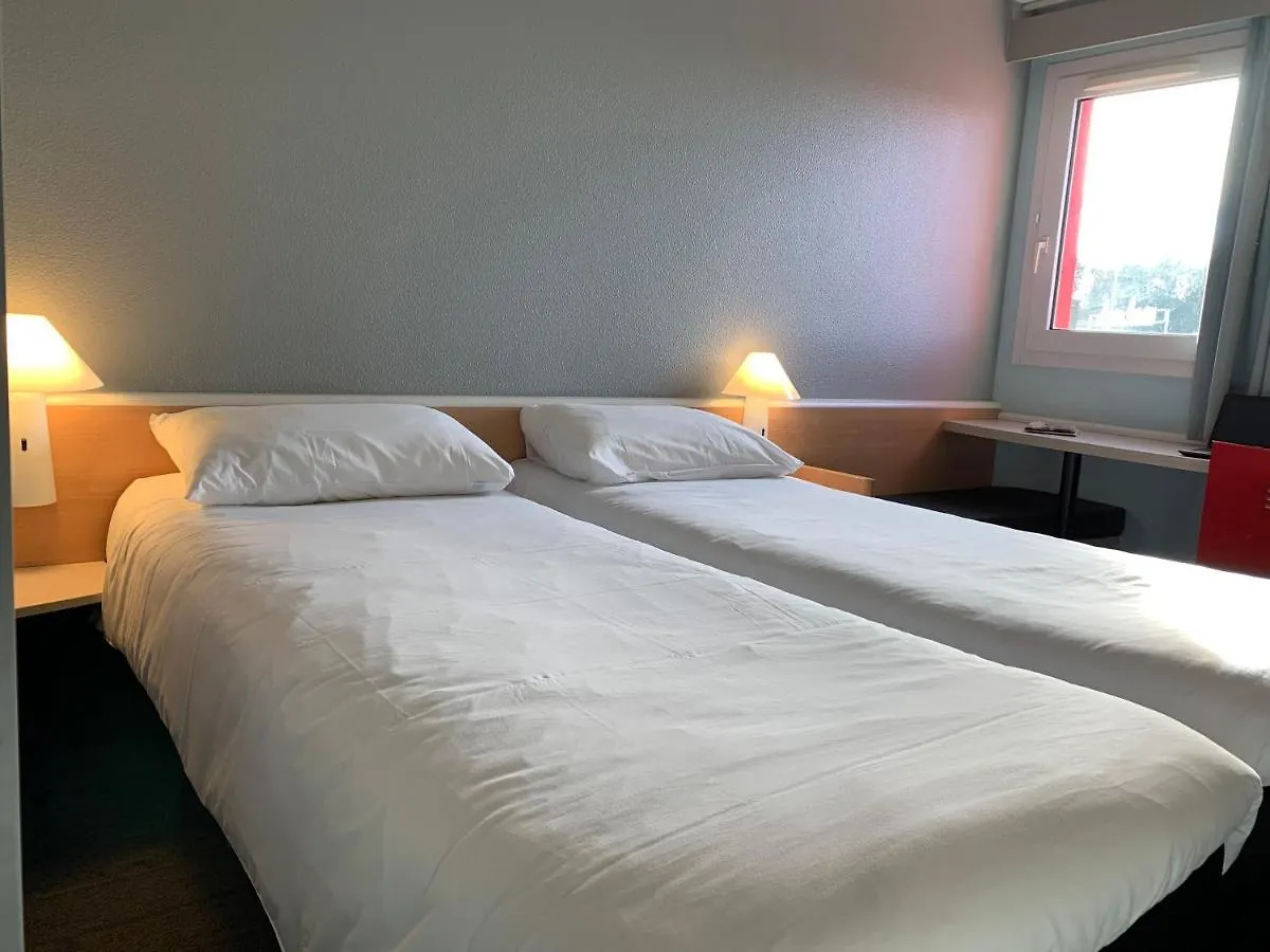 Ibis Auray Hotel