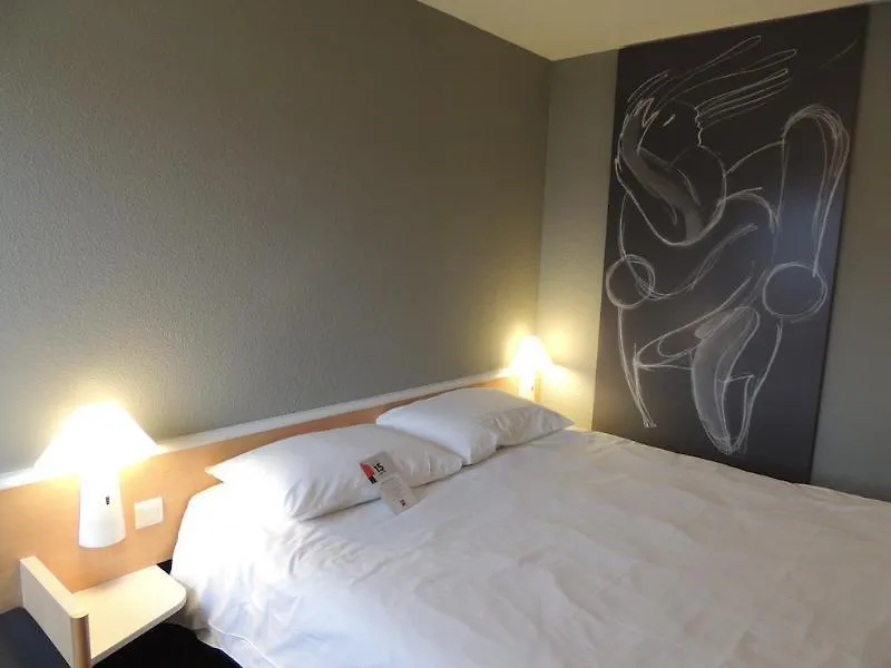 Ibis Auray Hotel