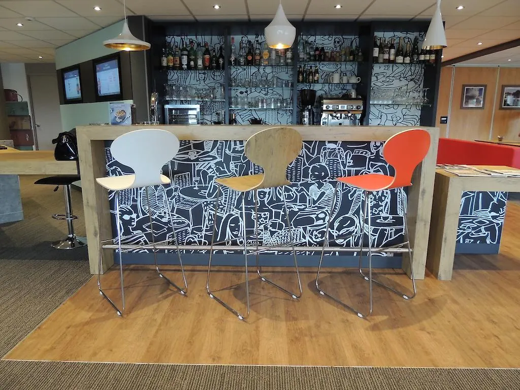 Ibis Auray Hotel